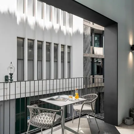 Savoy Insular Loft By An Island * Funchal (Madeira)