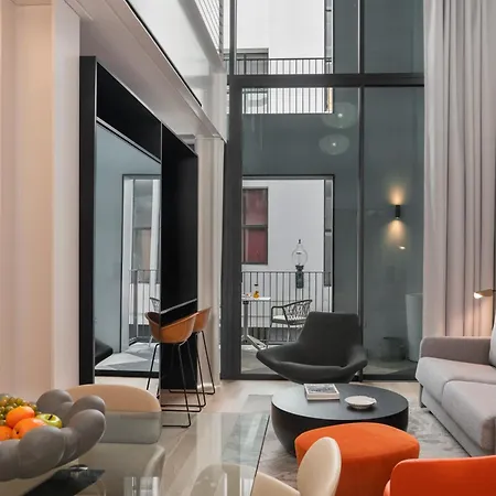 Savoy Insular Loft By An Island