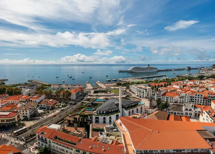 Savoy Insular Loft By An Island *