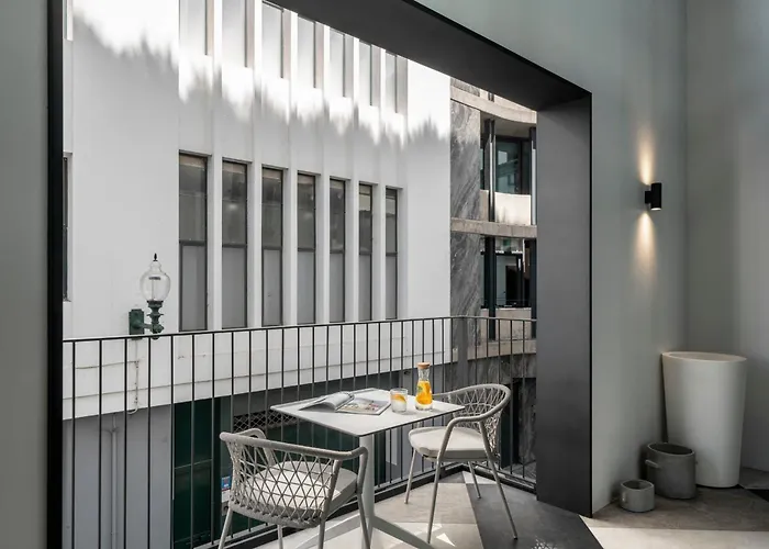 Savoy Insular Loft By An Island * Funchal (Madeira)